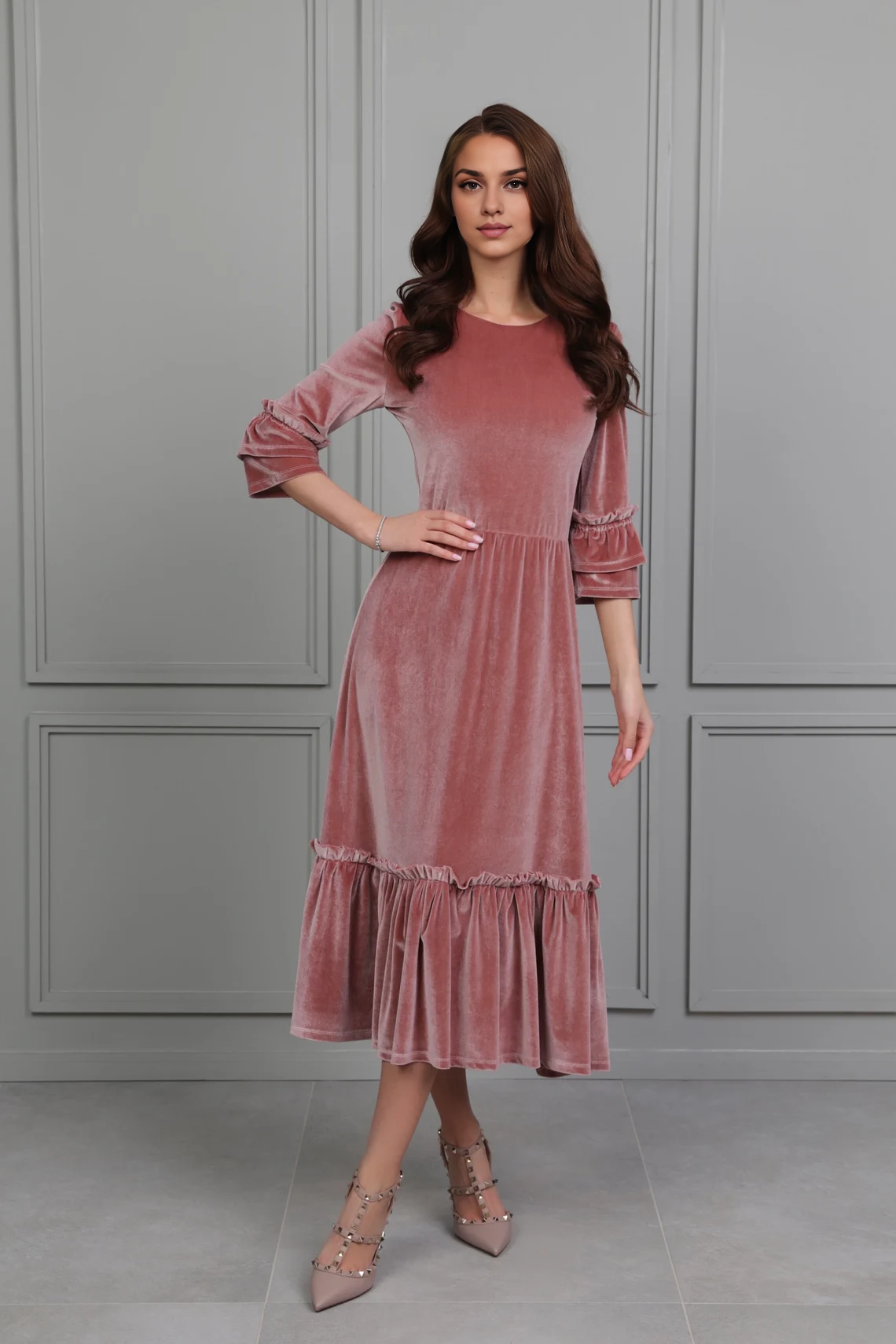 Robe en velours rose poudré, robe mi-longue, robe de soirée, robe d'invitée de mariage, robe de cocktail, robe de soirée, robe de demoiselle d'honneur, robe de soirée, robe de bal